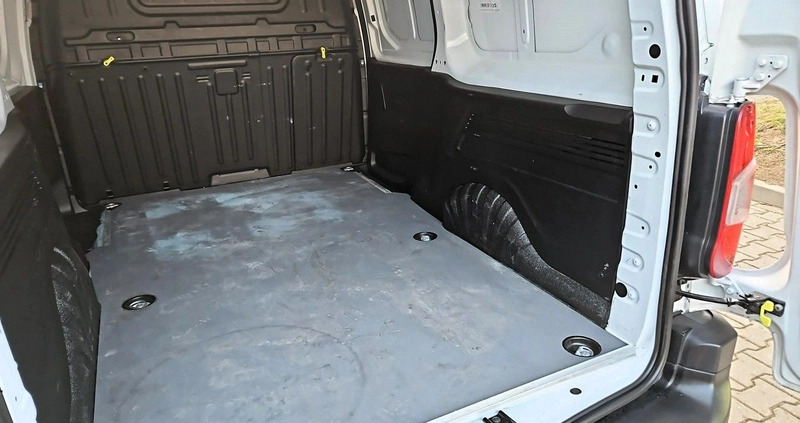 Toyota Proace City cena 99900 przebieg: 76084, rok produkcji 2022 z Sianów małe 301